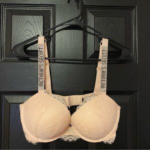 VS Lace Shine Strap Push Up Bra